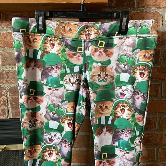 Tipsy Elves St Patrick's Catty's Day Irish Cats Leggings - Picture 2 of 6